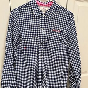 Vineyard, Vine shirt